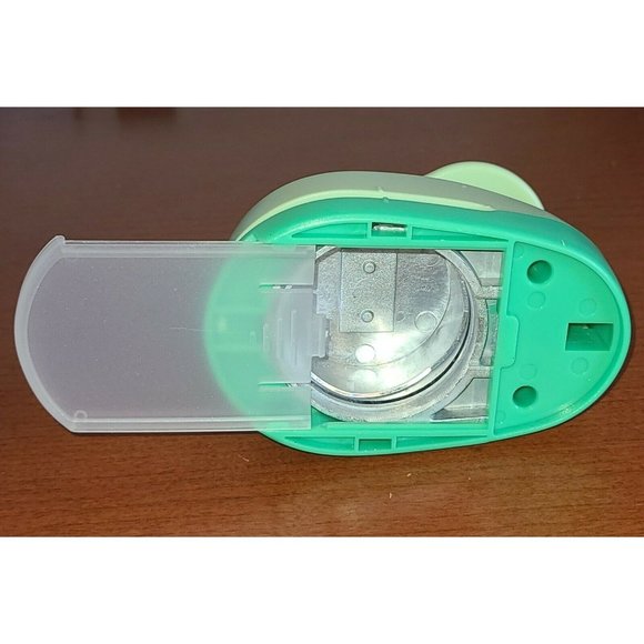 Circle Paper Punch Scrapbooking Craft Paper Cutter NEW NWOB - Picture 2 of 5